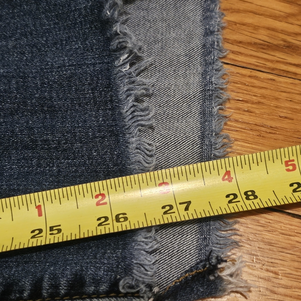 STS Blue Ellie High Rise Ankle Distressed Step Hem Jeans Women's Size 30 - Picture 13 of 14